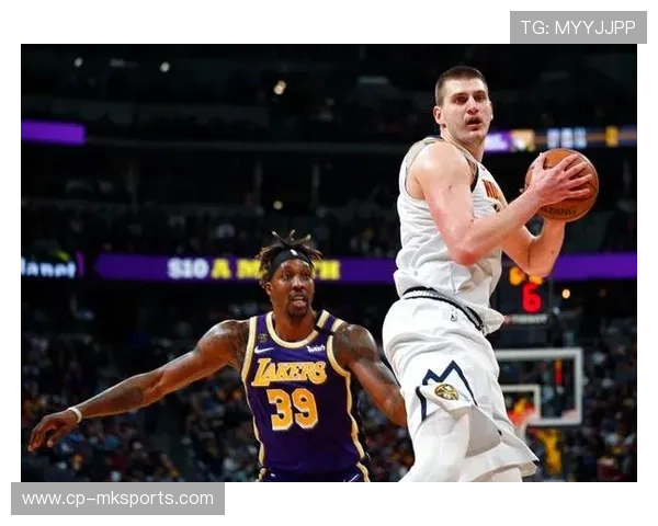 太阳临战战术：外线牵制为打开内线的必经路径